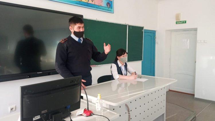 Оқушыларымен және олардың ата-аналарымен профилактикалық әңгіме жүргізілді
