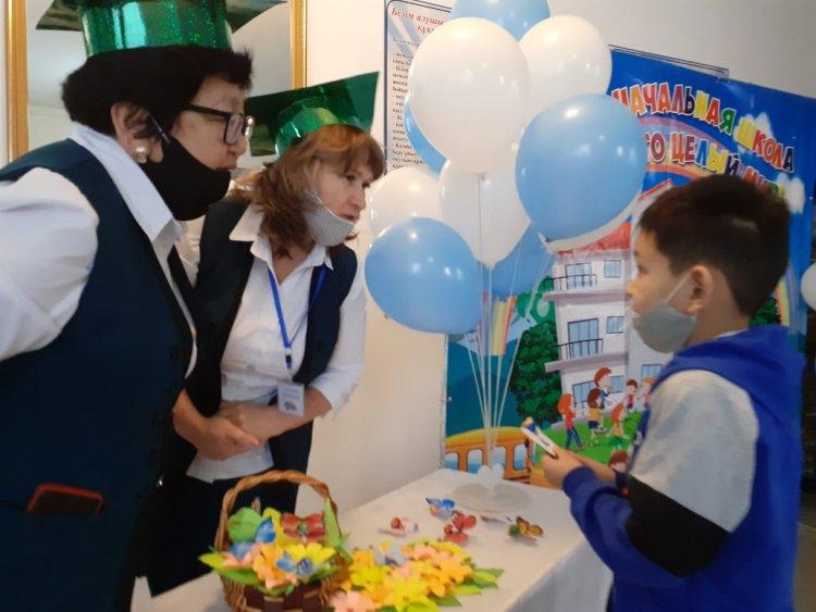 «Развитие познавательной активности учащихся начальных классов» тақырыбында бастауыш орыс сыныптарының апталығының ашылуы