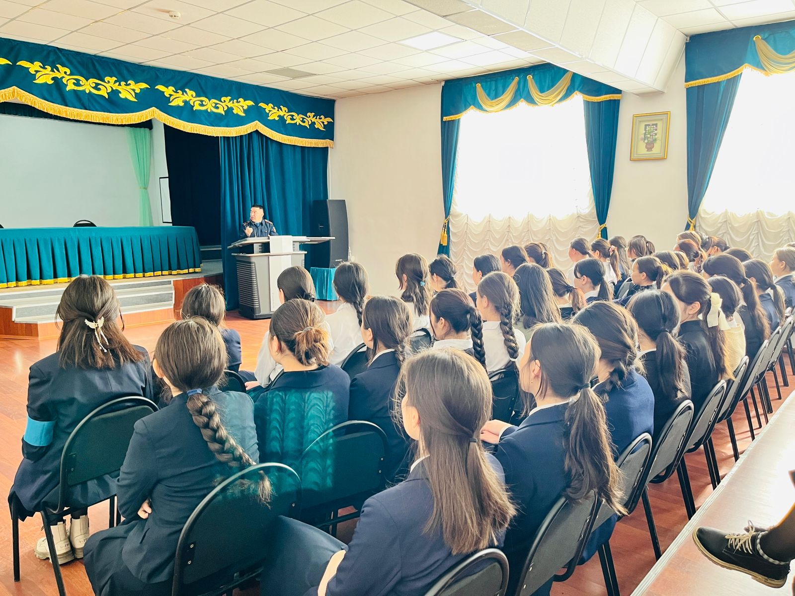 8-10-сынып қыздарымен  буллингтің алдын алу жолдары туралы профилактикалық әңгіме