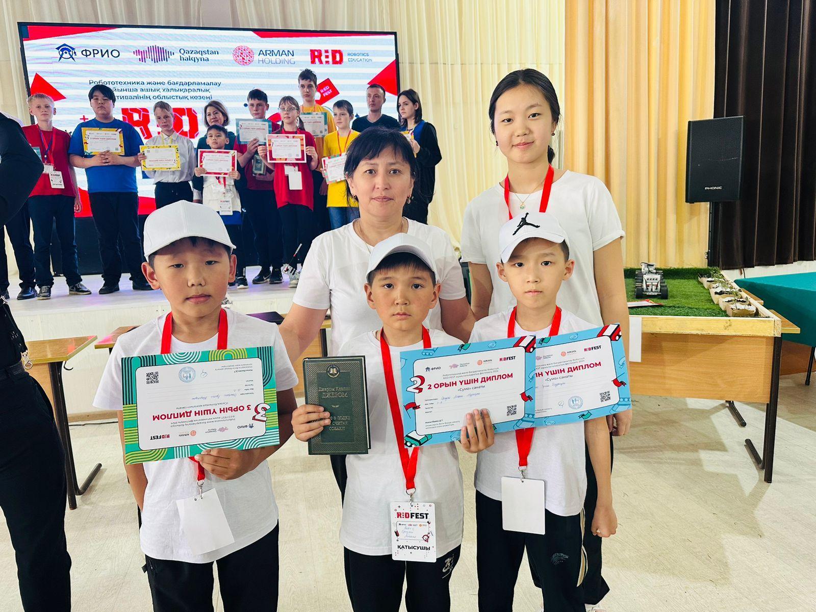 "R:ED  FEST" робототехника және бағдарламалау бойынша ашық халықаралық фестивалі