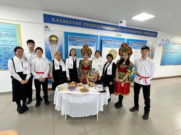 А.С.Пушкиннің 225 жылдығына арналған "Он победил и время, и пространство" тақырыбында орыс тілі мен әдебиеті пәні әдістемелік бірлестігінің апталығы