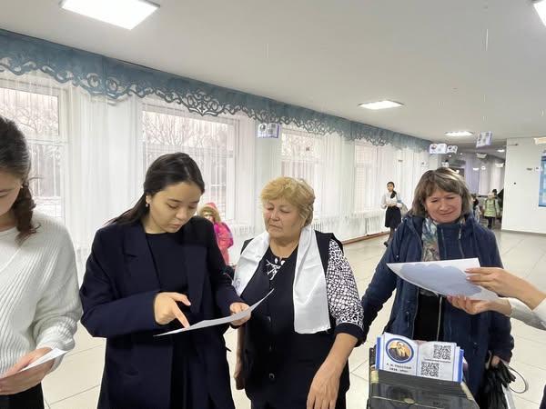 Орыс тілі мен әдебиеті апталығының төртінші күні І және ІІ ауысым оқушылар үшін қызықты ойындар мен тапсырмаларды орындаудан басталды.