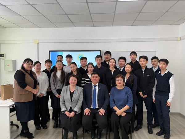 Мектебімізде "Дүниежүзілік сайлау" күніне арналған шаралар жалғасын тапты.