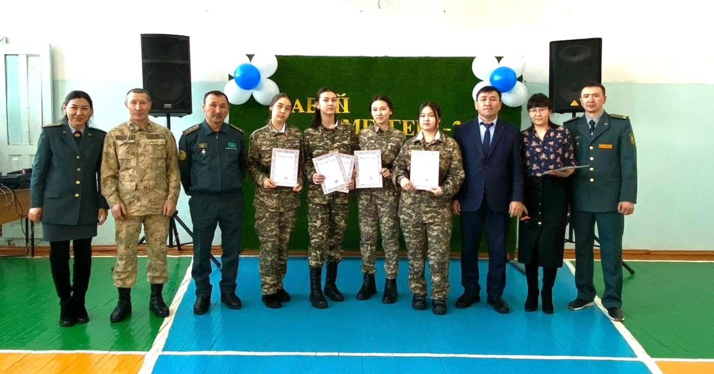 Бүгін  10-11 сынып оқушылары арасында Жеңістің 80 жылдығына орай Кеңес одағының батыры Әлия Молдағұлованы еске алуға арналған