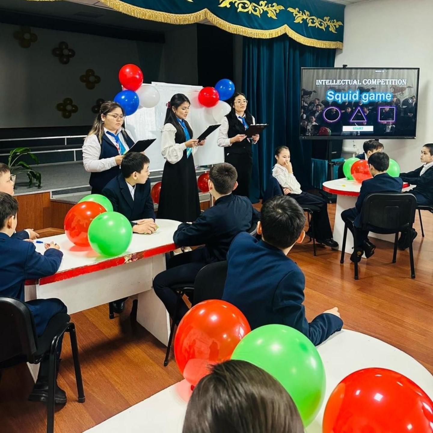 Апталық аясында ағылшын тілі пәні мұғалімдері Д.Ө.Мамырбекова, А.Қ.Төлешова, А.Ж.Тусупканованың ұйымдастыруымен  5-6 сынып