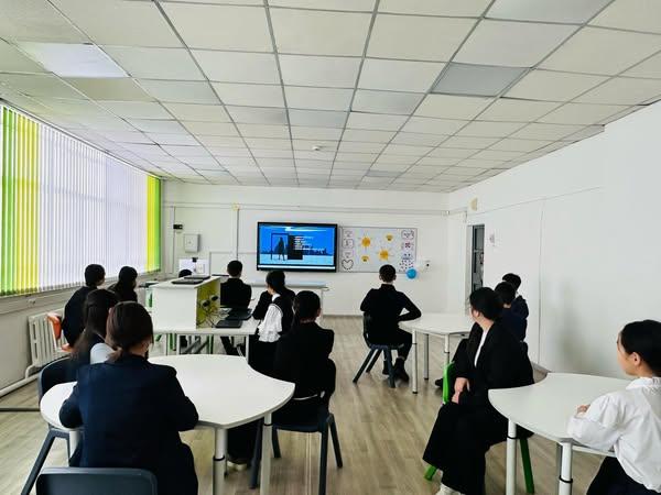 Төтенше жағдайлардың алдын алу мақсатында мектебімізде "Алдын ала сақтану -  қауіпсіздік кепілі" тақырыбында оқушылармен тәрбие сағаттары өткізілді.