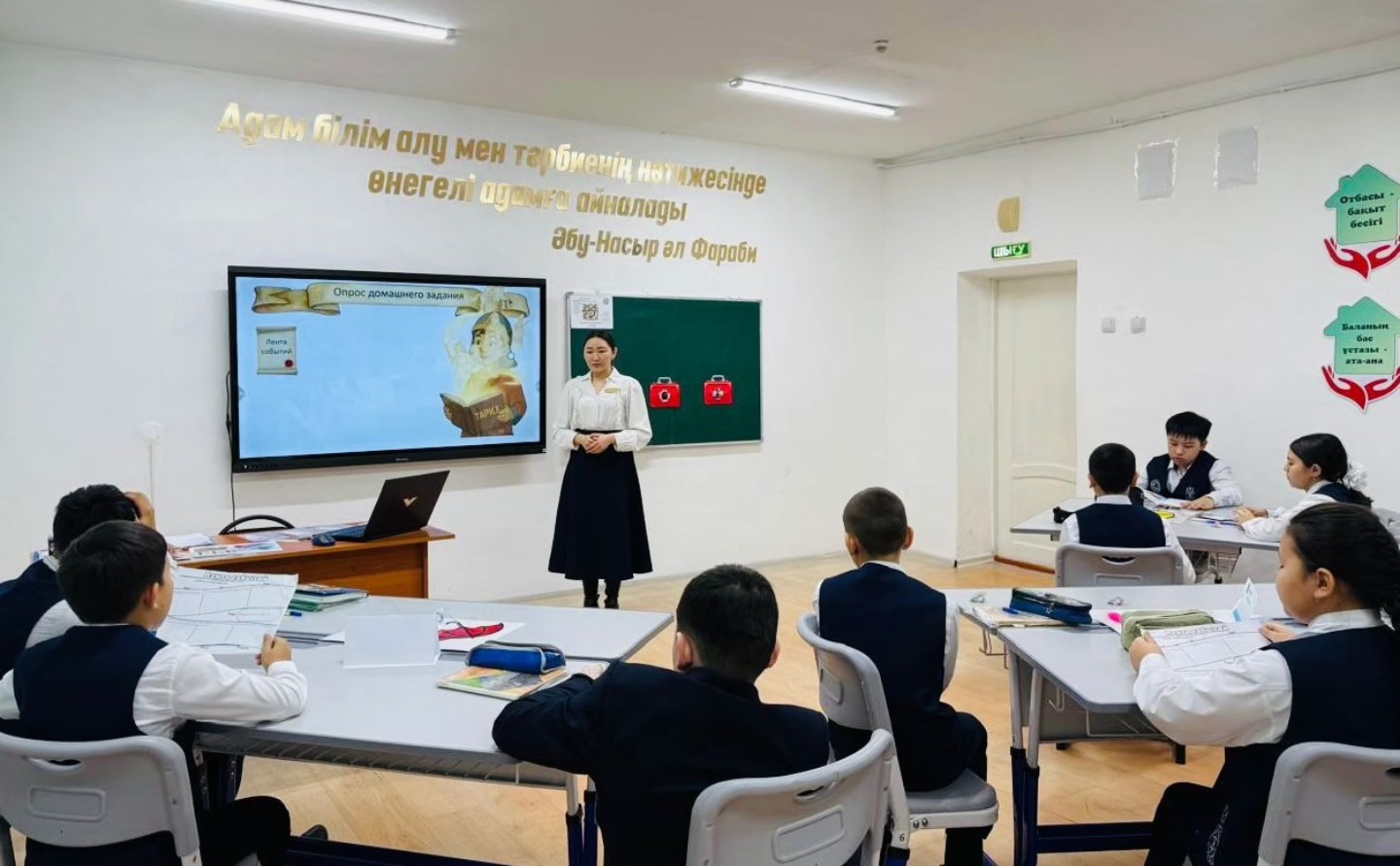 «Является ли Чёрный мор главной причиной крестьянских восстаний в Европе?»